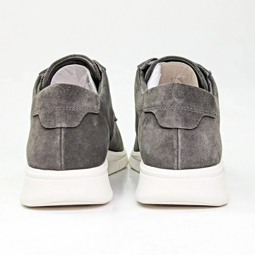 Vince Men's Stephen Low-Top Sneakers Graphite Suede Size 9 (MSRP $225)